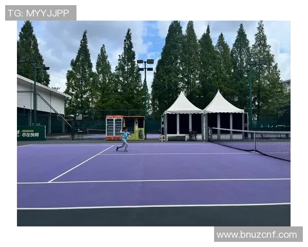 南京网球队耐力训练引发热议球迷与专家各执己见