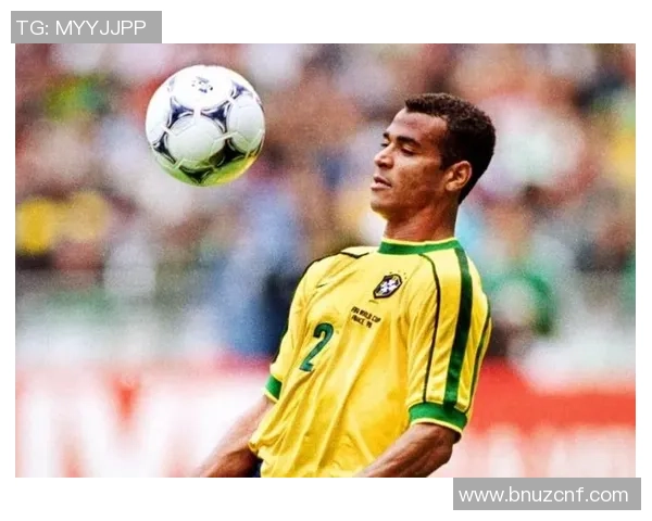 足球明星马科斯卡福的传奇之路与球场背后的故事揭秘 足球明星马科斯卡福的传奇之路与球场背后的故事揭秘