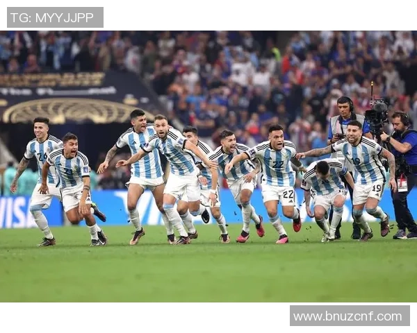 踢球风格激烈的足球明星们揭示了赛场上的不为人知的肮脏秘密